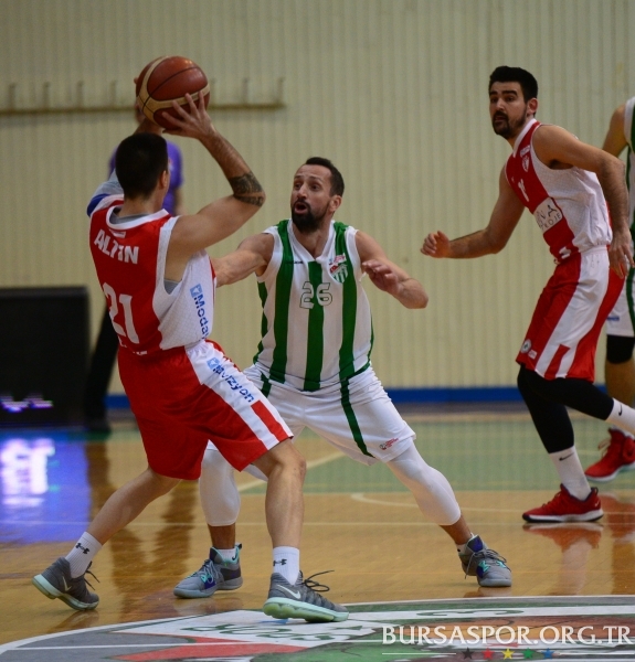 Türkiye Basketbol Ligi 9. Hafta: Bursaspor 82-52 Edirnespor