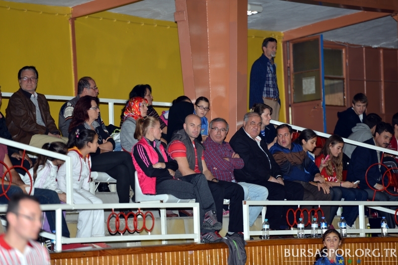 Voleybol: Bursaspor 3-0 Kepez Belediyespor