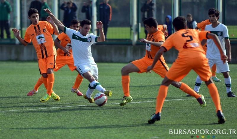 U16 Akademi Ligi: Bursaspor 1-1 Başakşehir