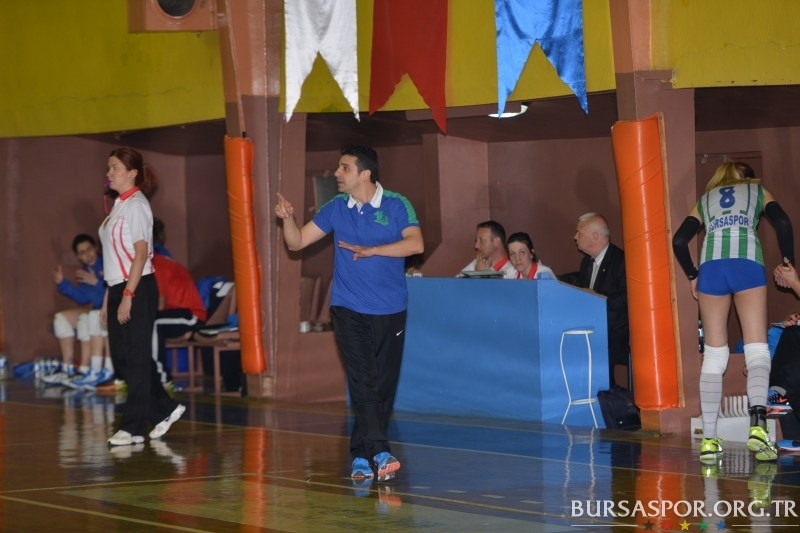 Voleybol: Bursaspor 2-3 Beykoz Belediyespor