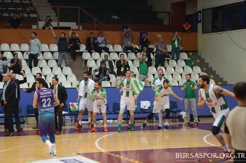 Play-Off Çeyrek Final 1.Maç: Bursaspor Durmazlar 76–61 Afyon Belediyespor