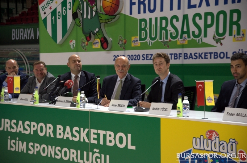 Frutti Ekstra Bursaspor Basketbol’da imzalar atıldı