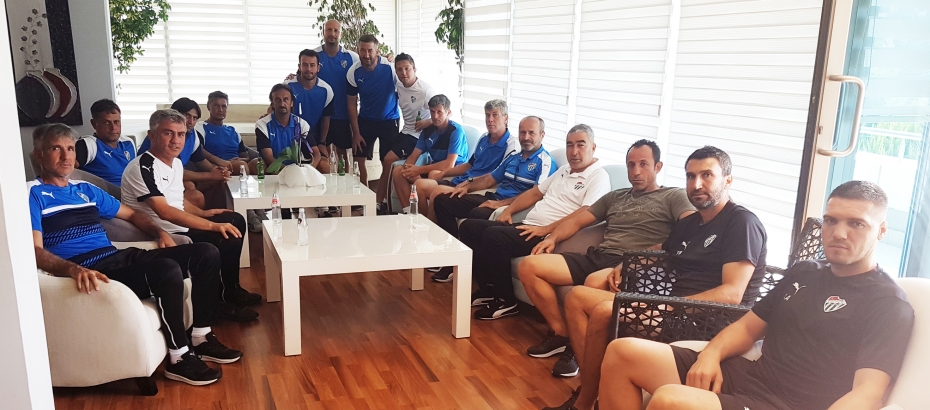 Futbol Akademisi Samet Aybaba'yı Ziyaret Etti